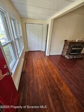 1042 Taylor Ave in Scranton, PA - Building Photo - Building Photo