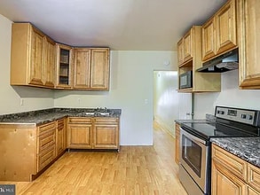 1418 State St in Harrisburg, PA - Foto de edificio - Building Photo