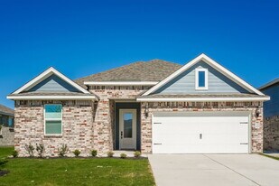 336 Live Oak Ln in Hutchins, TX - Building Photo