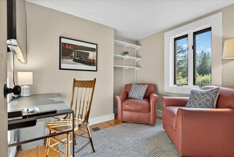 782 Woods Hill Rd in Danville, VT - Foto de edificio - Building Photo