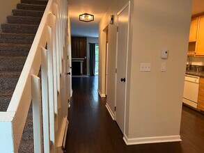 500 National Ave N in Bremerton, WA - Building Photo - Building Photo