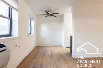 441 W Barry Ave in Chicago, IL - Building Photo - Building Photo