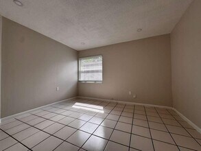 933 SW 16th Pl, Unit 1 in Fort Lauderdale, FL - Building Photo - Building Photo