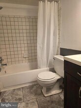 5426 Valley Green Dr in Wilmington, DE - Building Photo - Building Photo