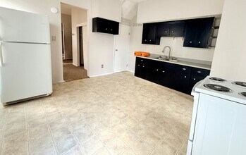 23-25-25 Rickard St in Cortland, NY - Building Photo - Building Photo