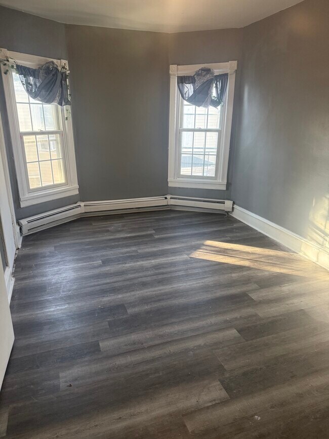 1103 W State St, Unit Apt 2 in Trenton, NJ - Building Photo - Building Photo