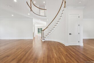 15 High Point Terrace in Scarsdale, NY - Building Photo - Building Photo