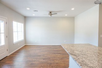 4705 Belair Blvd in Wichita Falls, TX - Building Photo - Building Photo