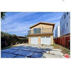 601 W 84th St in Los Angeles, CA - Building Photo