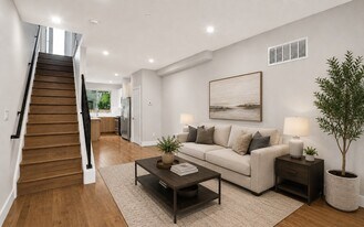 2209 Cross St in Philadelphia, PA - Building Photo