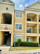 8124 Claire Ann Dr in Orlando, FL - Building Photo