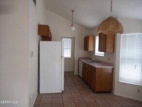 1538 Rebecca Ann Dr in El Paso, TX - Building Photo - Building Photo