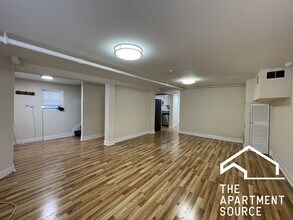 2501 N Kimball Ave, Unit G in Chicago, IL - Foto de edificio - Building Photo