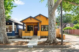 725 Orient St in Chico, CA - Building Photo