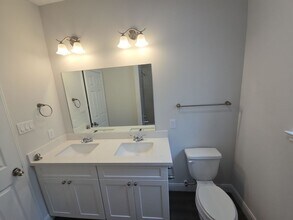 8235 Locksley Rd in Houston, TX - Building Photo - Building Photo