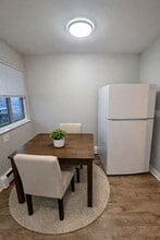 10682 E Holly Rd in Springfield Township, MI - Building Photo - Building Photo