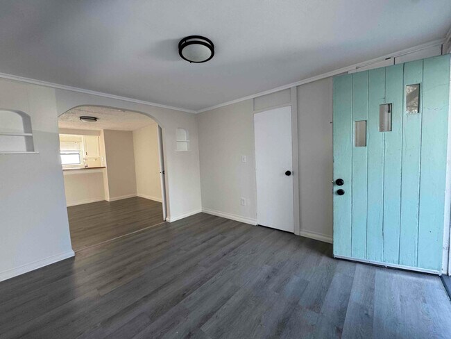 3023 25th St N-Unit -#2 lower in St. Petersburg, FL - Building Photo - Building Photo