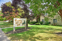 Fielding Garden Senior (55+) Apartments in Rochester, NY - Foto de edificio - Building Photo