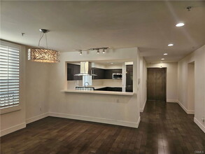 4374 Troost Ave in Los Angeles, CA - Building Photo - Building Photo