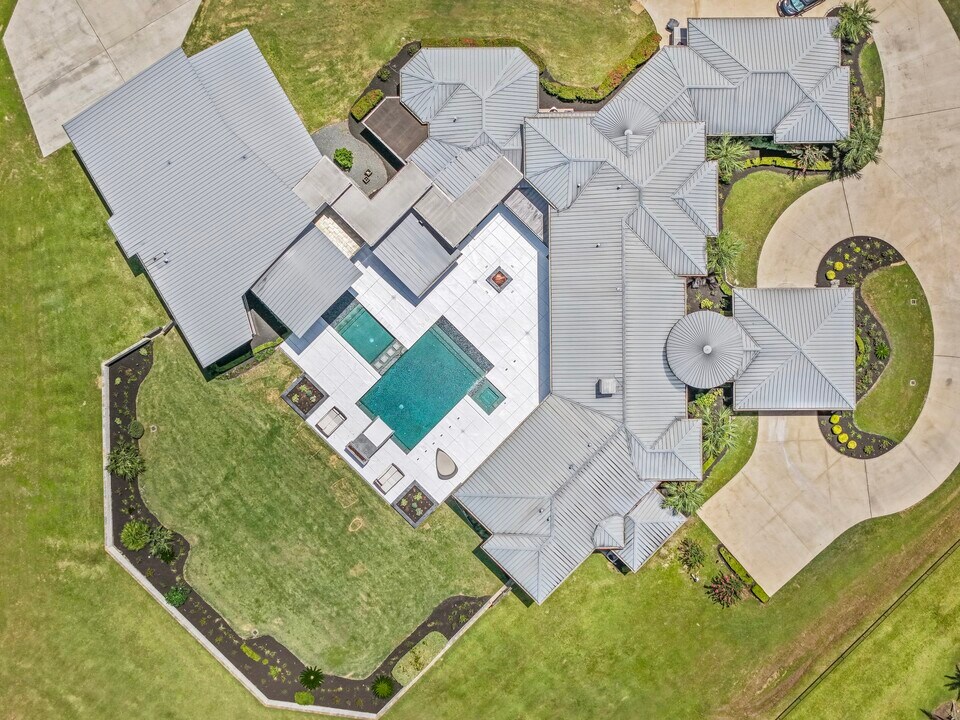 4043 Maranatha Dr in Sugar Land, TX - Building Photo