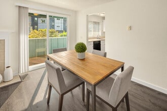 3124 NE 147th St in Shoreline, WA - Building Photo - Building Photo