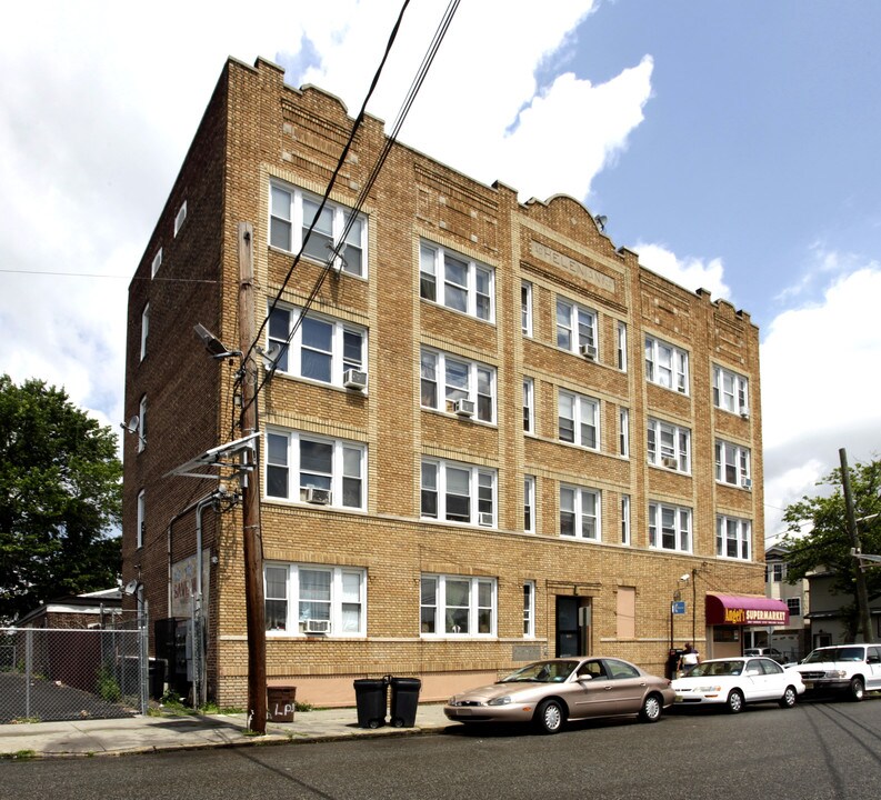 500-504 Magnolia Ave in Elizabeth, NJ - Foto de edificio