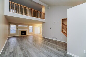 438 Wheatfield Dr in Delaware, OH - Building Photo - Building Photo