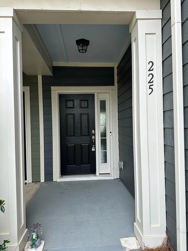225 Butterfly Pl in Tega Cay, SC - Building Photo - Building Photo