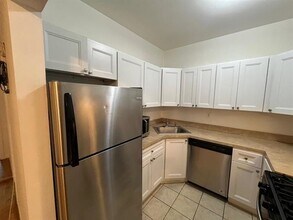 58 Madison St in Hoboken, NJ - Building Photo - Building Photo