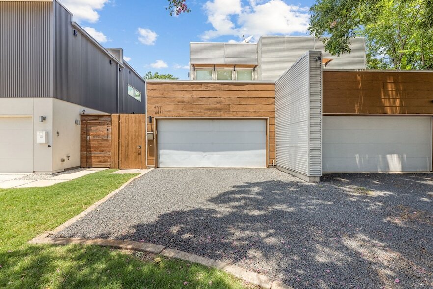 4411 Roseland Ave in Dallas, TX - Foto de edificio