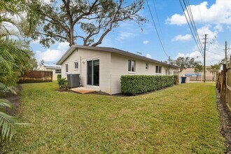 6400 18th Ave N in St. Petersburg, FL - Building Photo - Building Photo