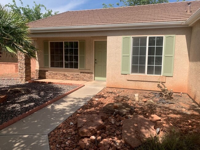 444 S 625 E in Ivins, UT - Building Photo - Building Photo