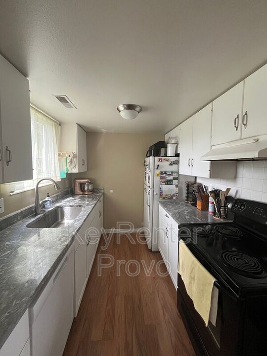 617 W 1925 N St in Provo, UT - Building Photo