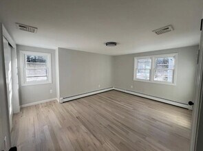 252 Knickerbocker Rd in Closter, NJ - Building Photo - Building Photo