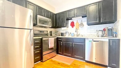 6399 Stagg Ct, Unit One Bedroom in Springfield, VA - Building Photo - Building Photo