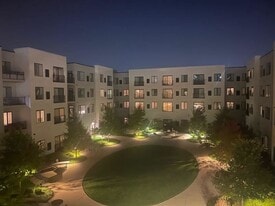2132 City Gate Ln in Naperville, IL - Building Photo