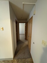 1511 S Grand Plaza Dr, Unit A in Spencer, IA - Building Photo - Building Photo