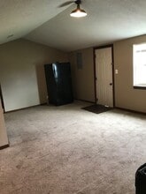 11533 Wood Oak Ave in Richmond, MO - Building Photo - Building Photo