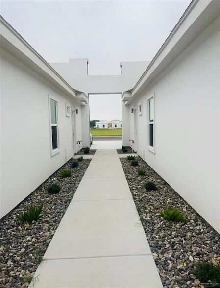 3304 Wolf Crk Ave, Unit 1 in McAllen, TX - Building Photo - Building Photo