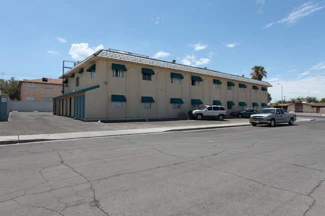Monte Carlo in Henderson, NV - Building Photo - Building Photo