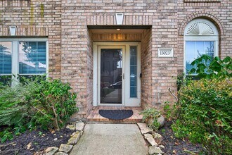 13023 Porter Meadow Ln in Houston, TX - Building Photo - Building Photo