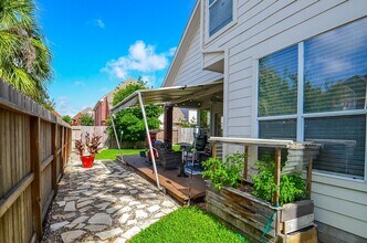 3654 Royal Royce Dr in Houston, TX - Foto de edificio - Building Photo