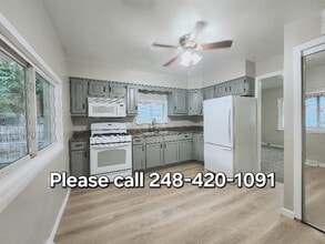 15334 Oldham St in Taylor, MI - Building Photo - Building Photo
