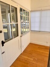 126 Franklin Ct, Unit 126 Franklin ct. in Glendale, CA - Building Photo - Building Photo