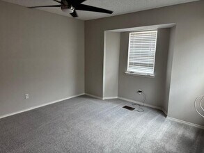 4024 Southern Charm Ct in Arlington, TX - Foto de edificio - Building Photo