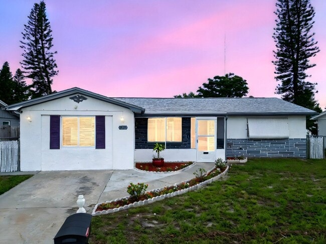 property at 1415 Yale Dr