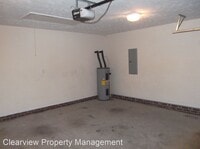 2040 Ivey Commons Rd photo'