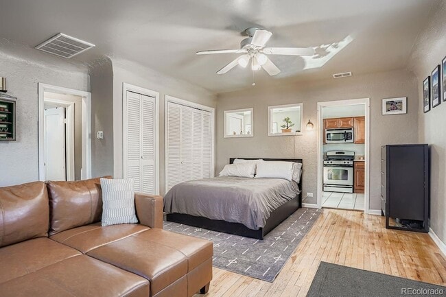 property at 2225 S Gilpin St