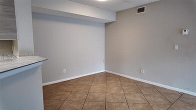 9044 W Atlantic Blvd in Coral Springs, FL - Building Photo - Building Photo