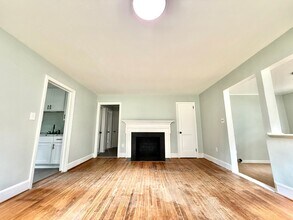2202 Guess Rd in Durham, NC - Building Photo - Building Photo
